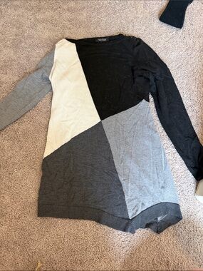 White House Black Market Colorblock Long Sleeve Dress in Black, Gray & Cream